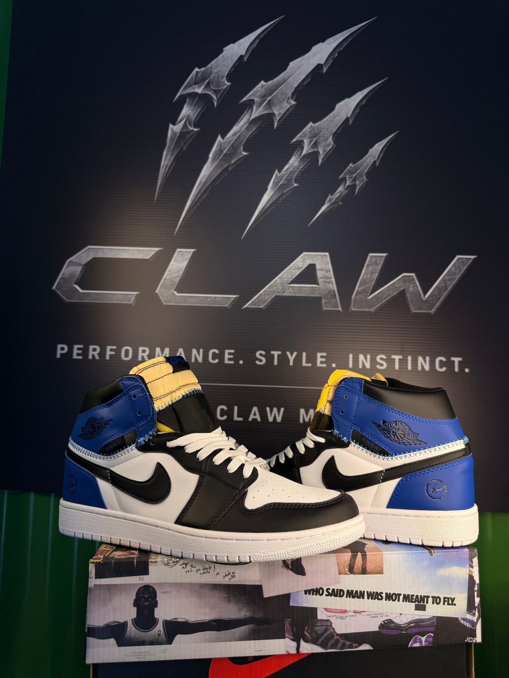Nike Air Jordan 1 High OG – Black / Royal Blue
