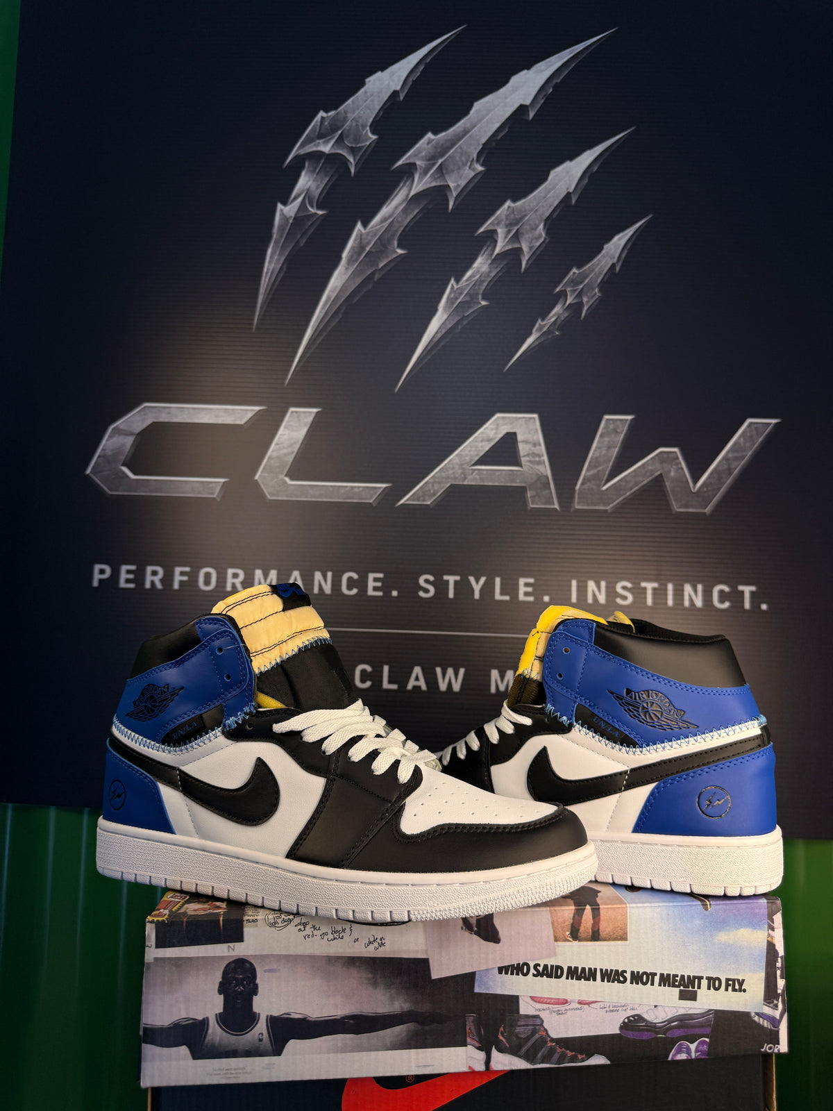 Nike Air Jordan 1 High OG – Black / Royal Blue